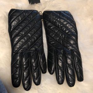 MOSCHINO leather gloves
